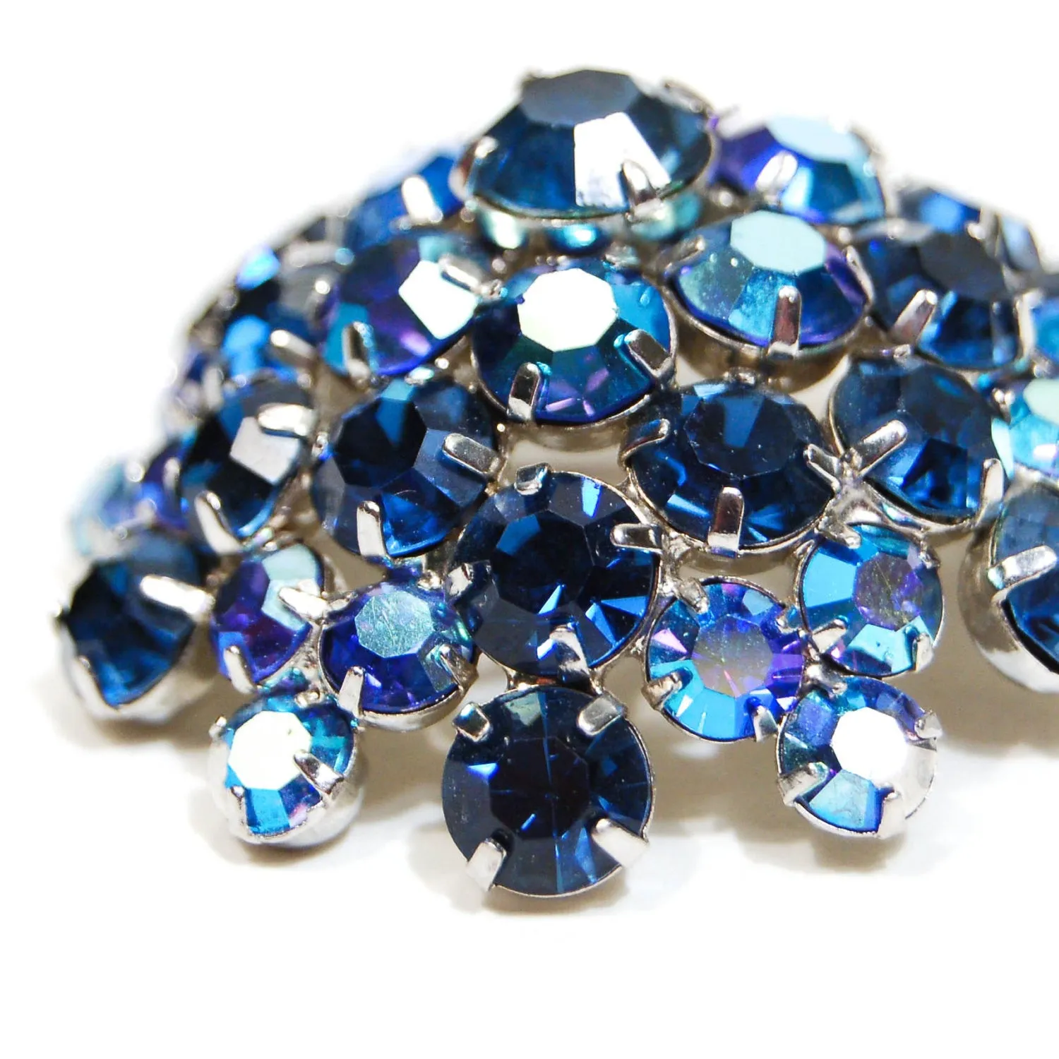 1950's Dome Aurora Borealis Rhinestone Brooch