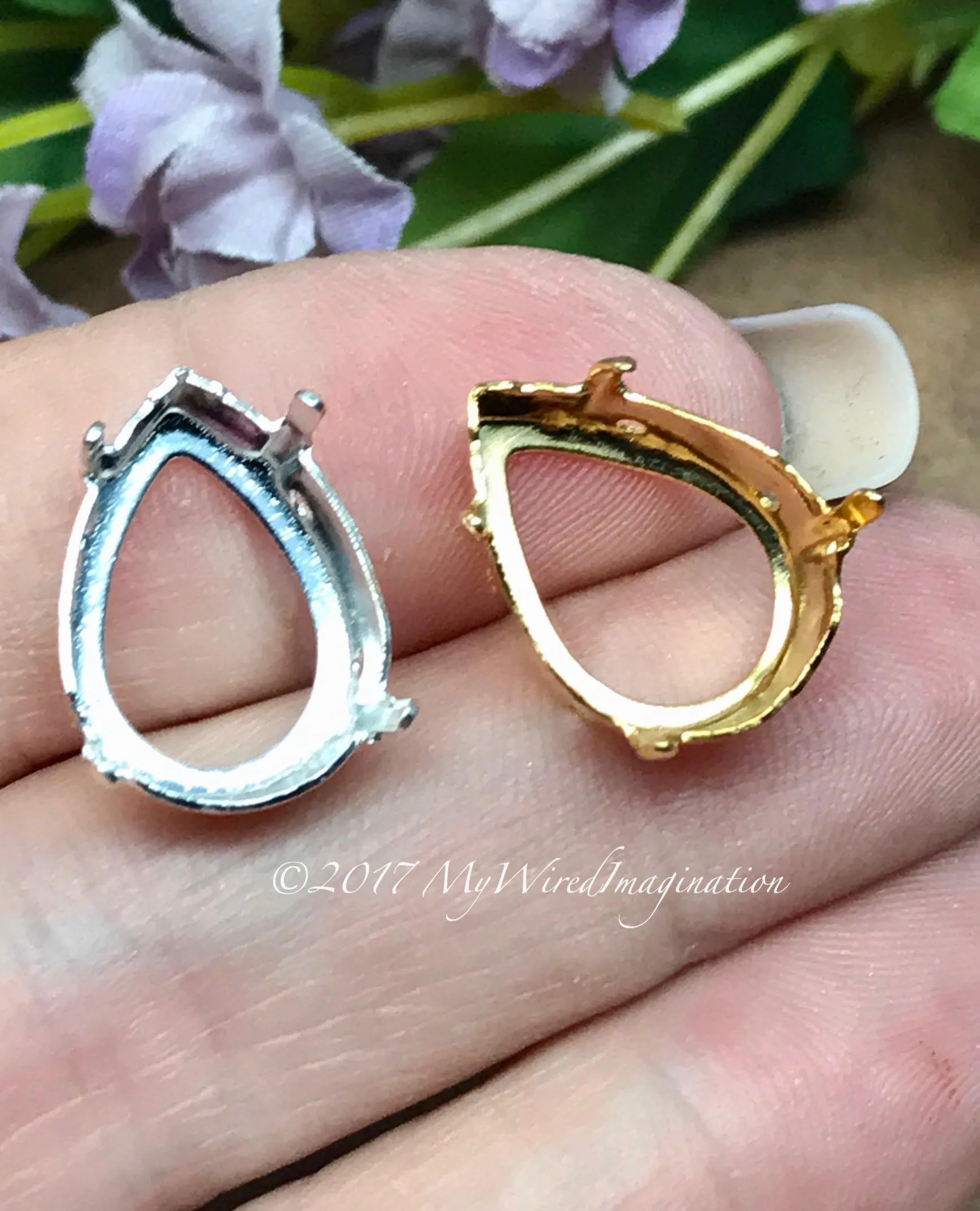 2 pcs Silver or Gold Plated Settings, Fits Pear Shape 4320 Crystals 18x13mm
