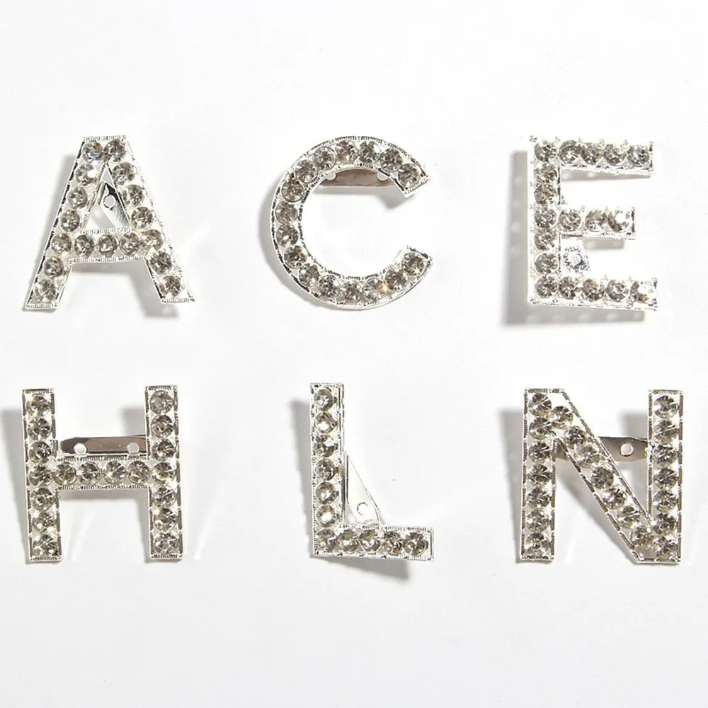 2020 High Quality Rhinestone 6 letter Broochs