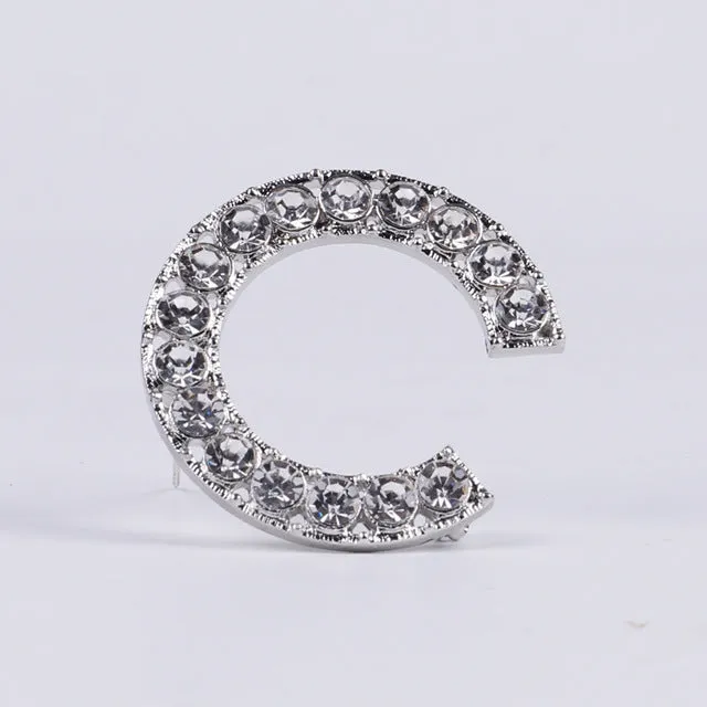 2020 High Quality Rhinestone 6 letter Broochs