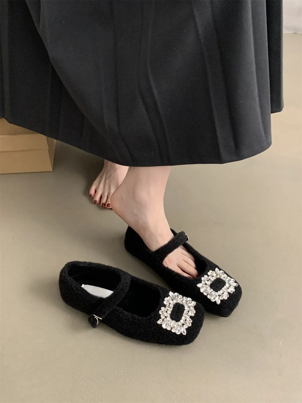2025  Women's temperament Mary Jane shoes women's velvet  evening breeze square head rhinestone woolen shoes women's winter flat shoes