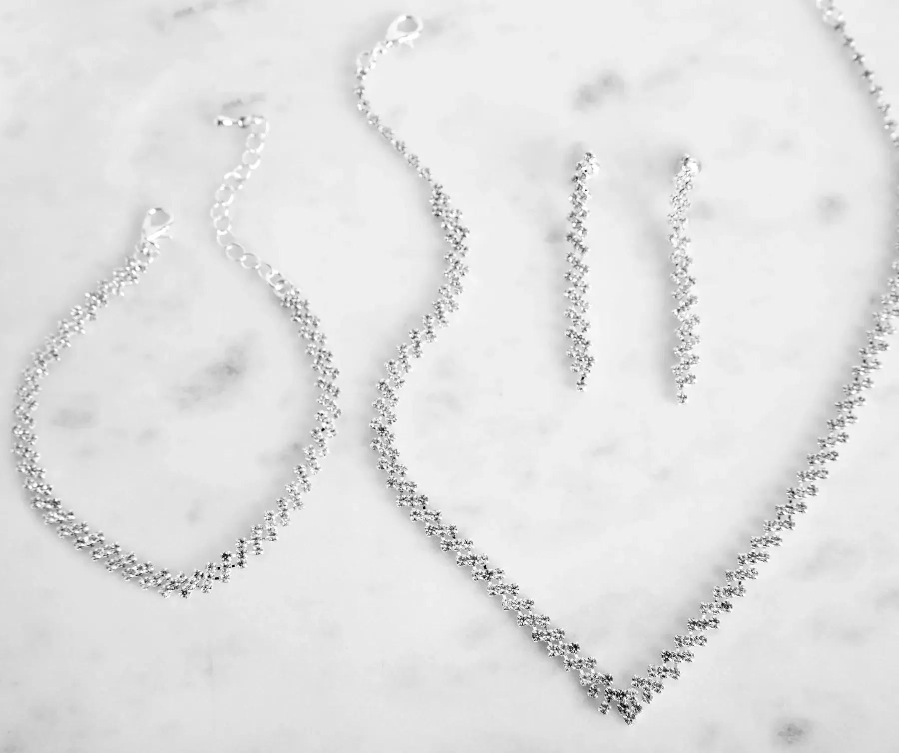 All In The Shine Necklace Set