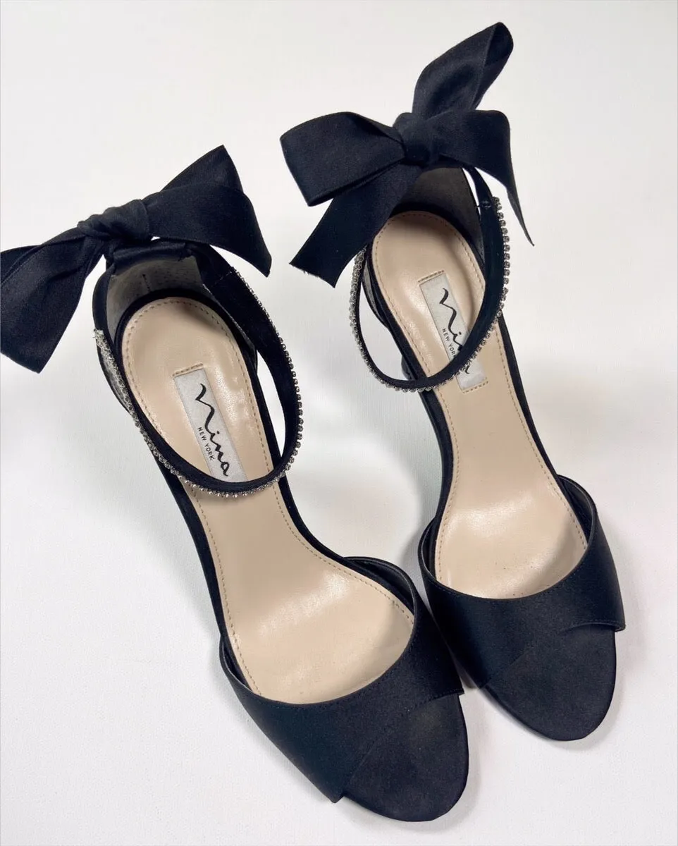 BLACK SATIN HEEL