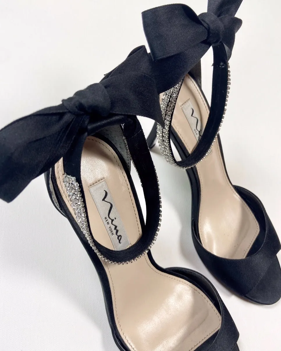 BLACK SATIN HEEL