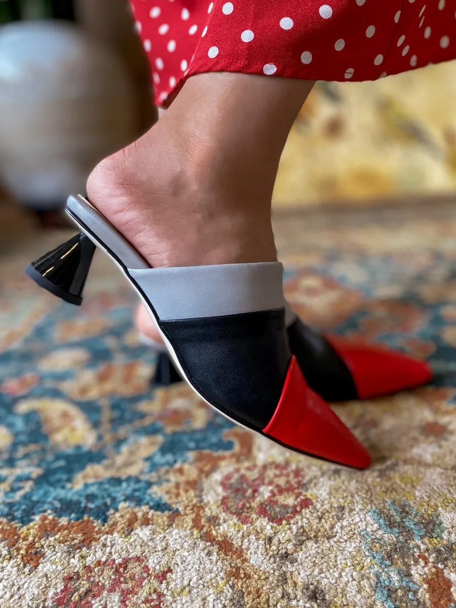 Block Color French Mid Heel Point Toe Leather Mules Sandals