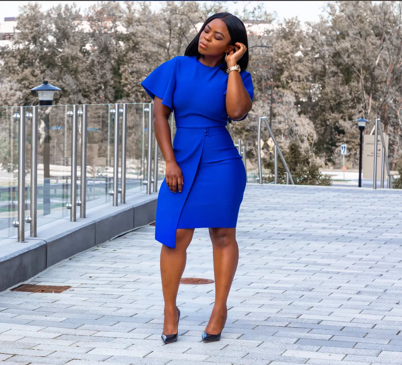 Blue Round Neck Short Sleeve Bandage Dress