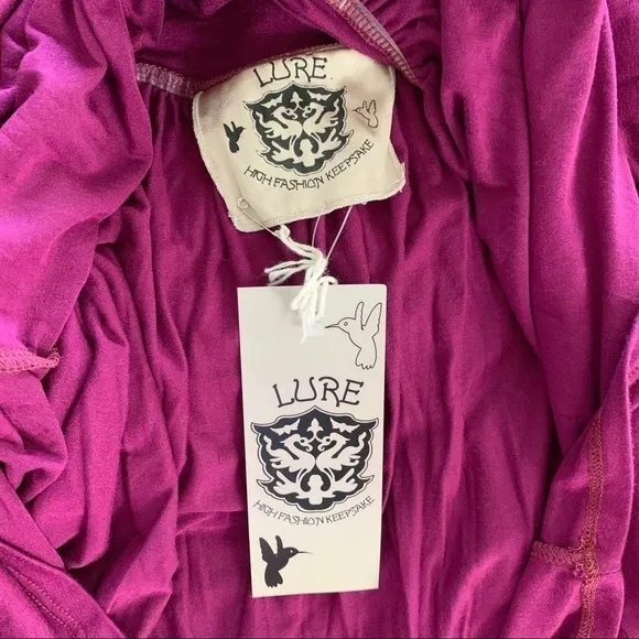 BNWT-LURE High Fashion Keepsake Sleeves Sexy Dress