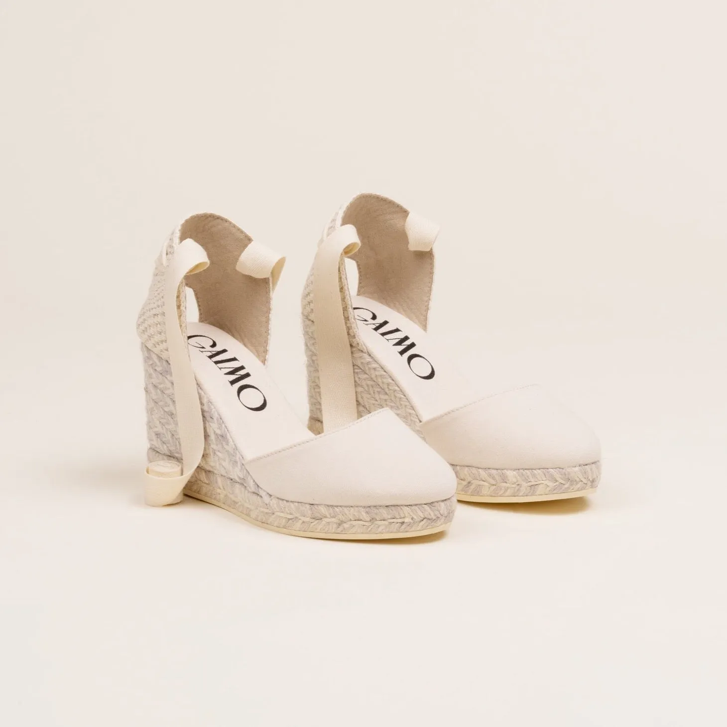 COLIN White Colour Block wedges