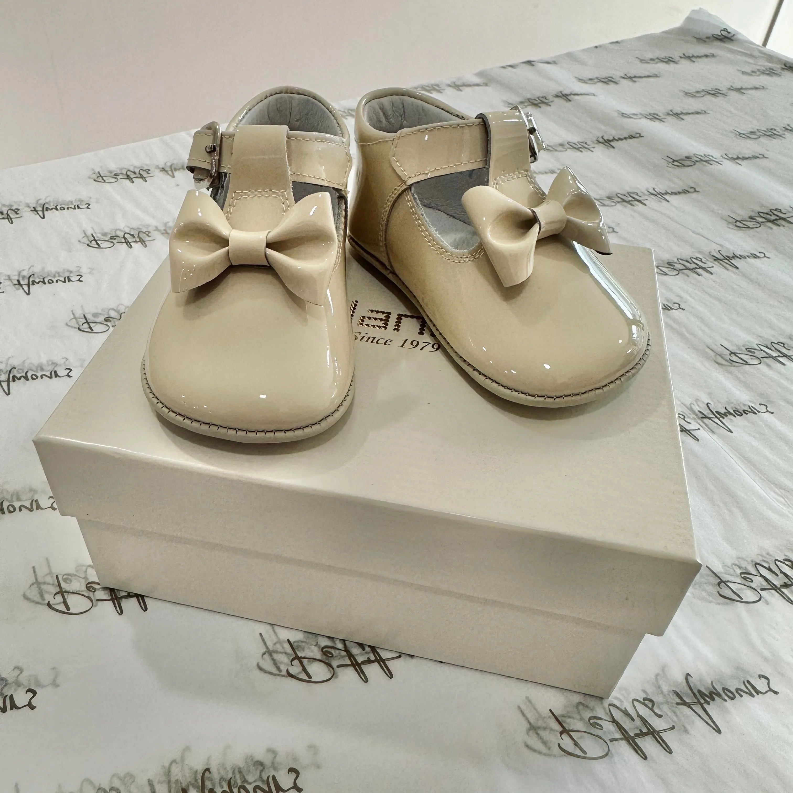 Cream Patent Bow Pram Shoes