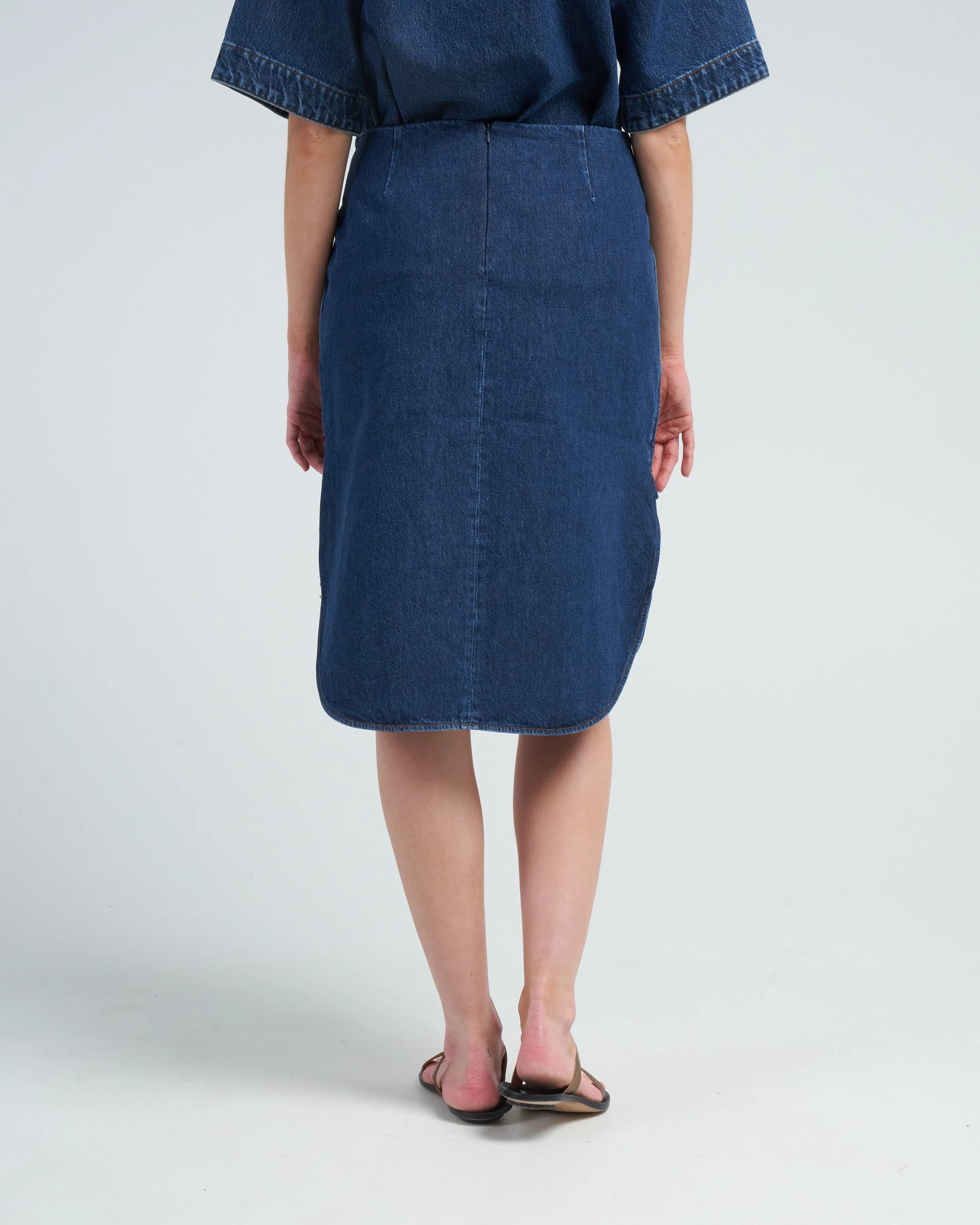 curved hem denim skirt - dark blue