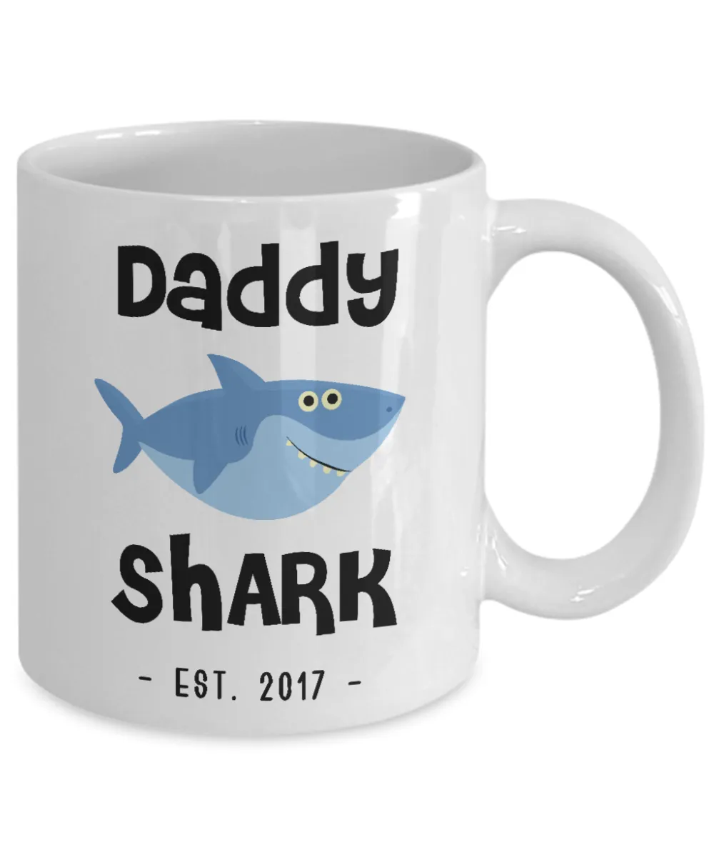 Daddy Shark Father's Day Gifts New Dad Est 2017 Do Do Do Expecting Dad Pregnancy Announcement Ceramic Shot Glass