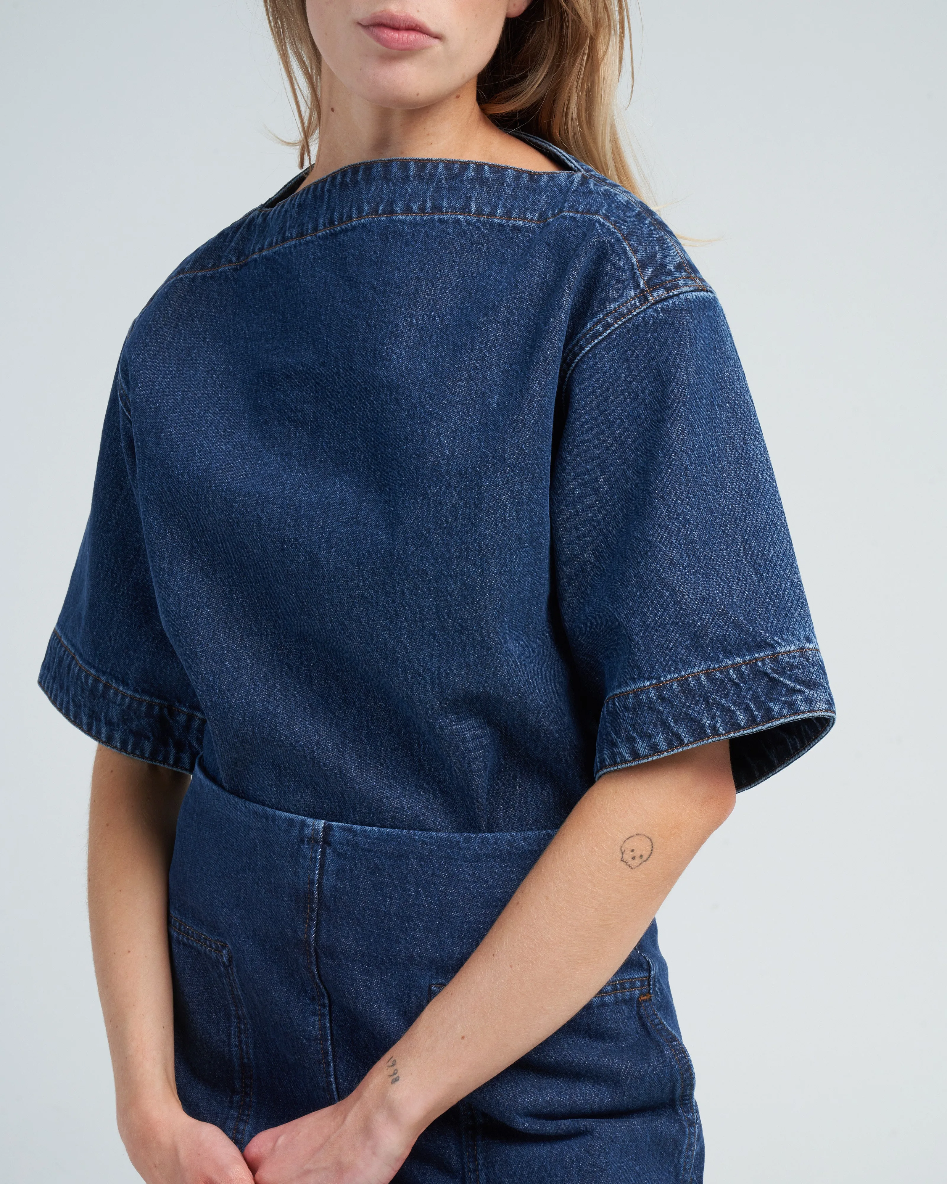 dart neck denim top - dark blue
