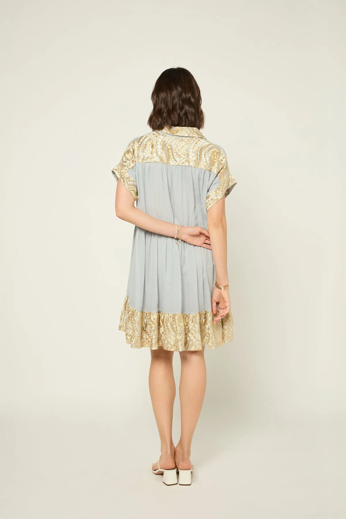DRESS NEW ALL OVER SHORT COLLAR - LIGHT GREY/GOLD