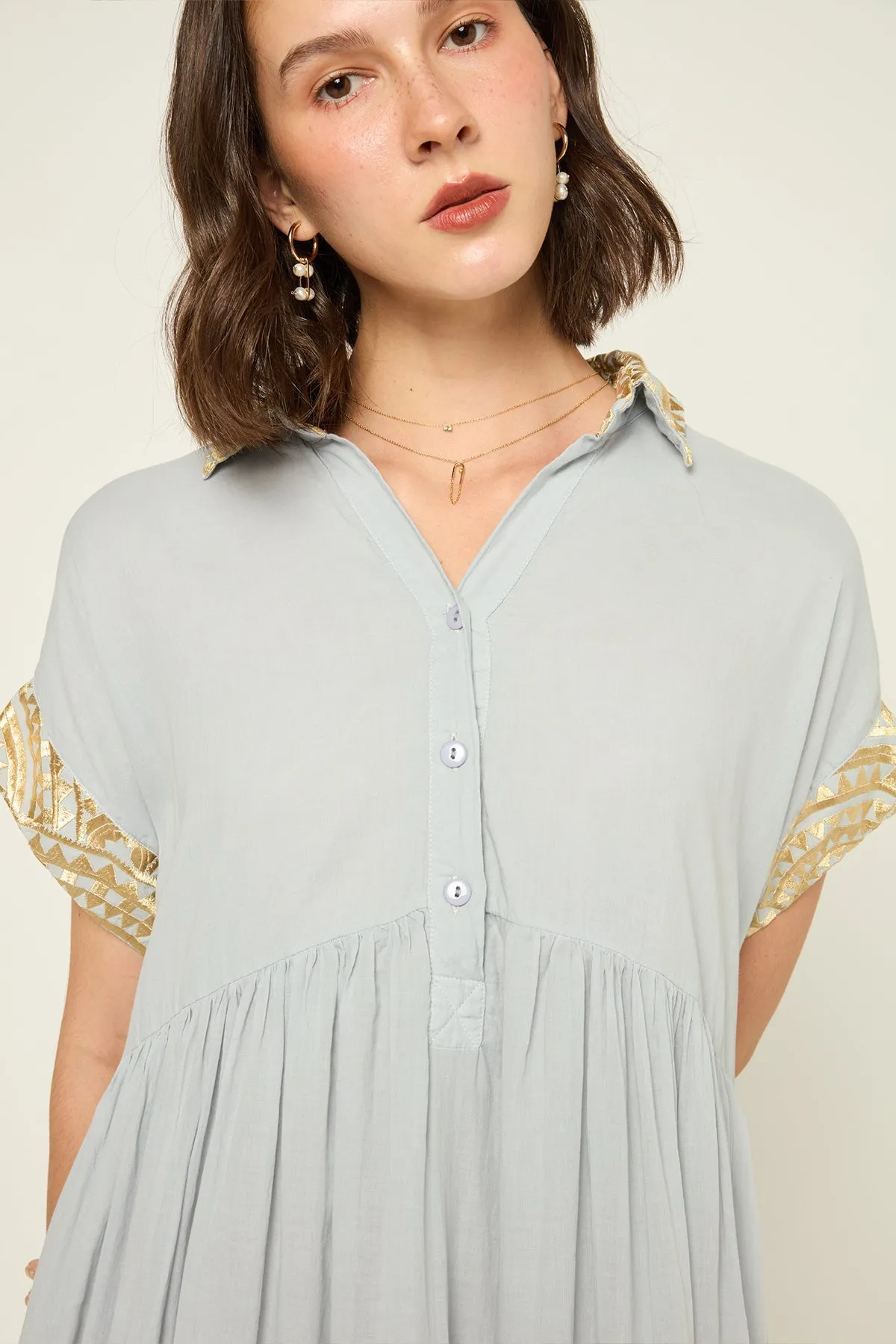 DRESS NEW ALL OVER SHORT COLLAR - LIGHT GREY/GOLD