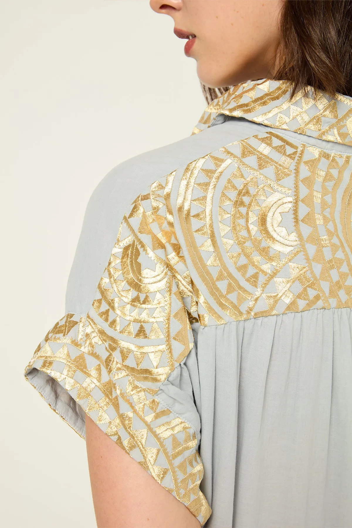 DRESS NEW ALL OVER SHORT COLLAR - LIGHT GREY/GOLD