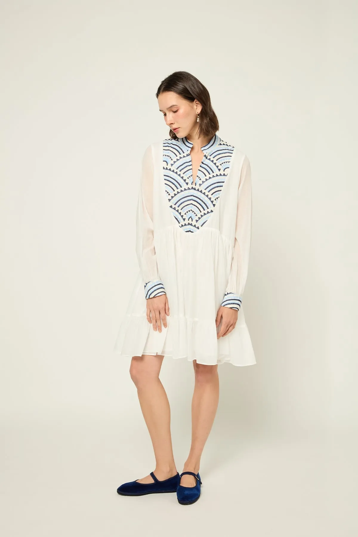 DRESS SHORT NEW ALL OVER L/S - WHITE CIEL