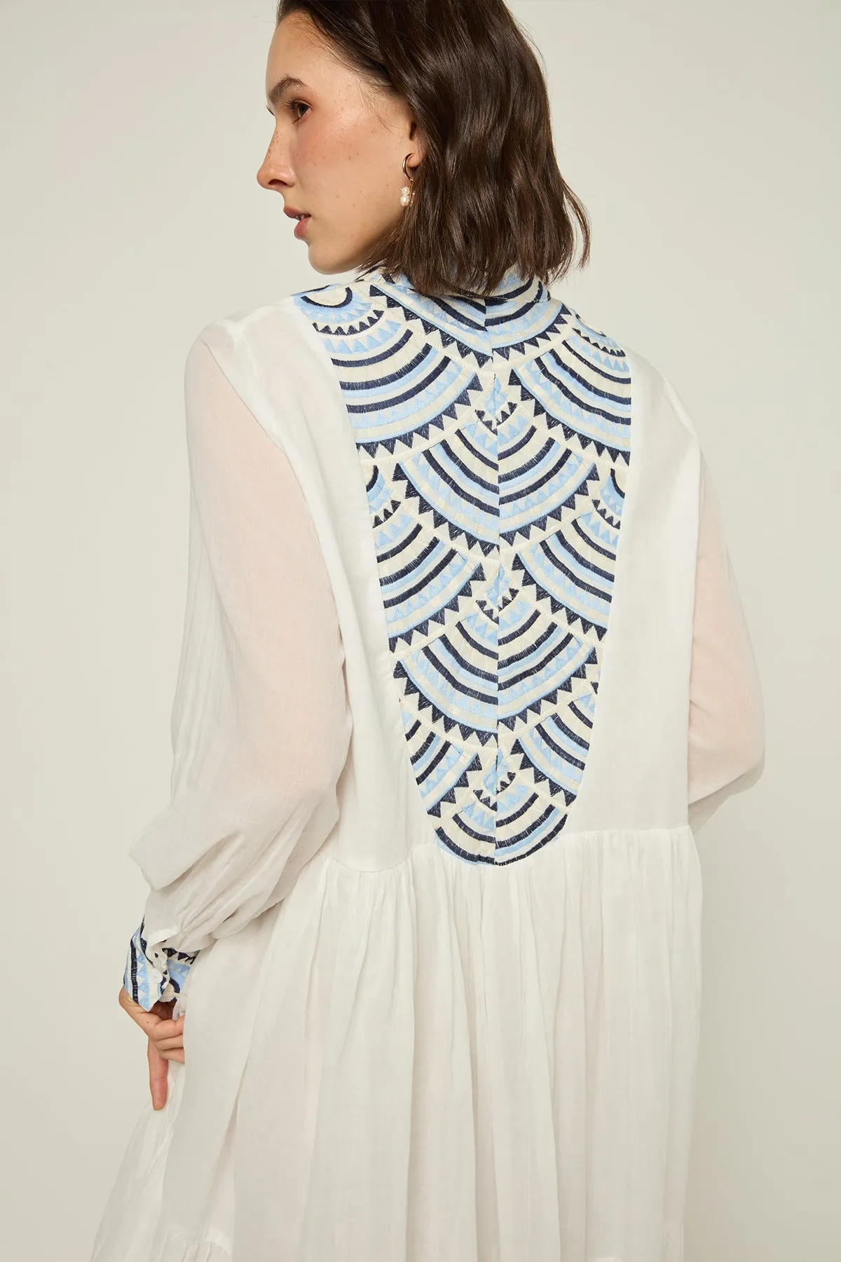 DRESS SHORT NEW ALL OVER L/S - WHITE CIEL