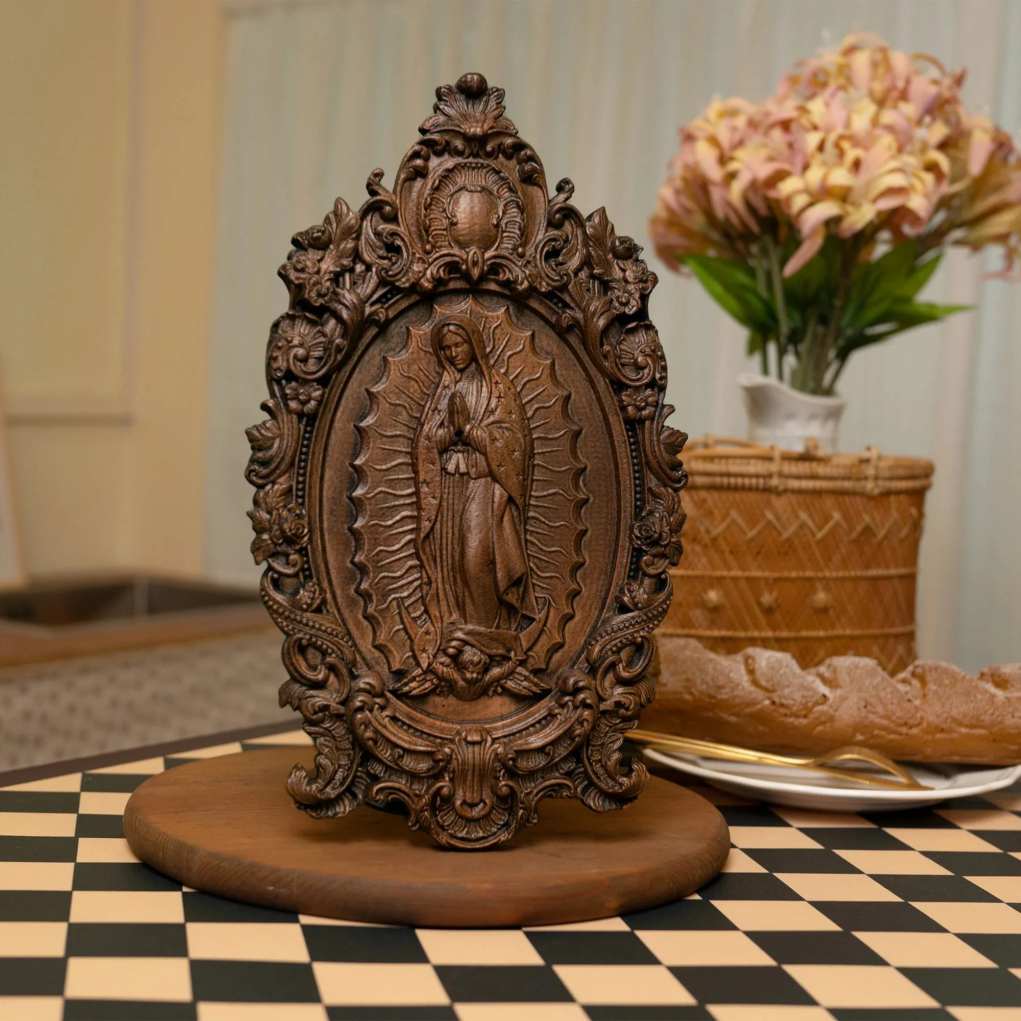Guadalupe Virgin Mary Statue Religious Figure Madonna Christian Catholic Family Church Wall Decoration Wood Carving Female Gift