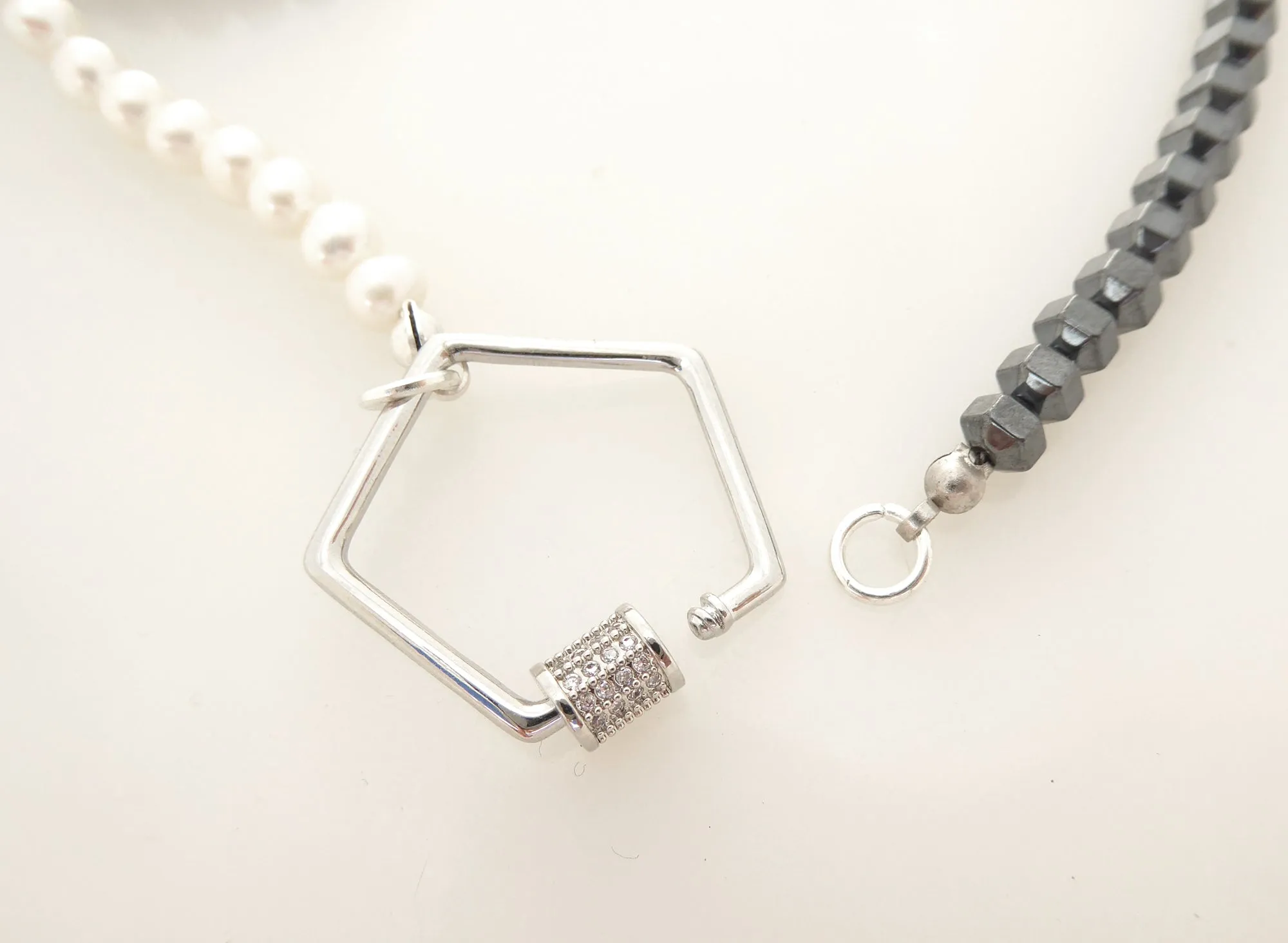 Hematite and pearl necklace