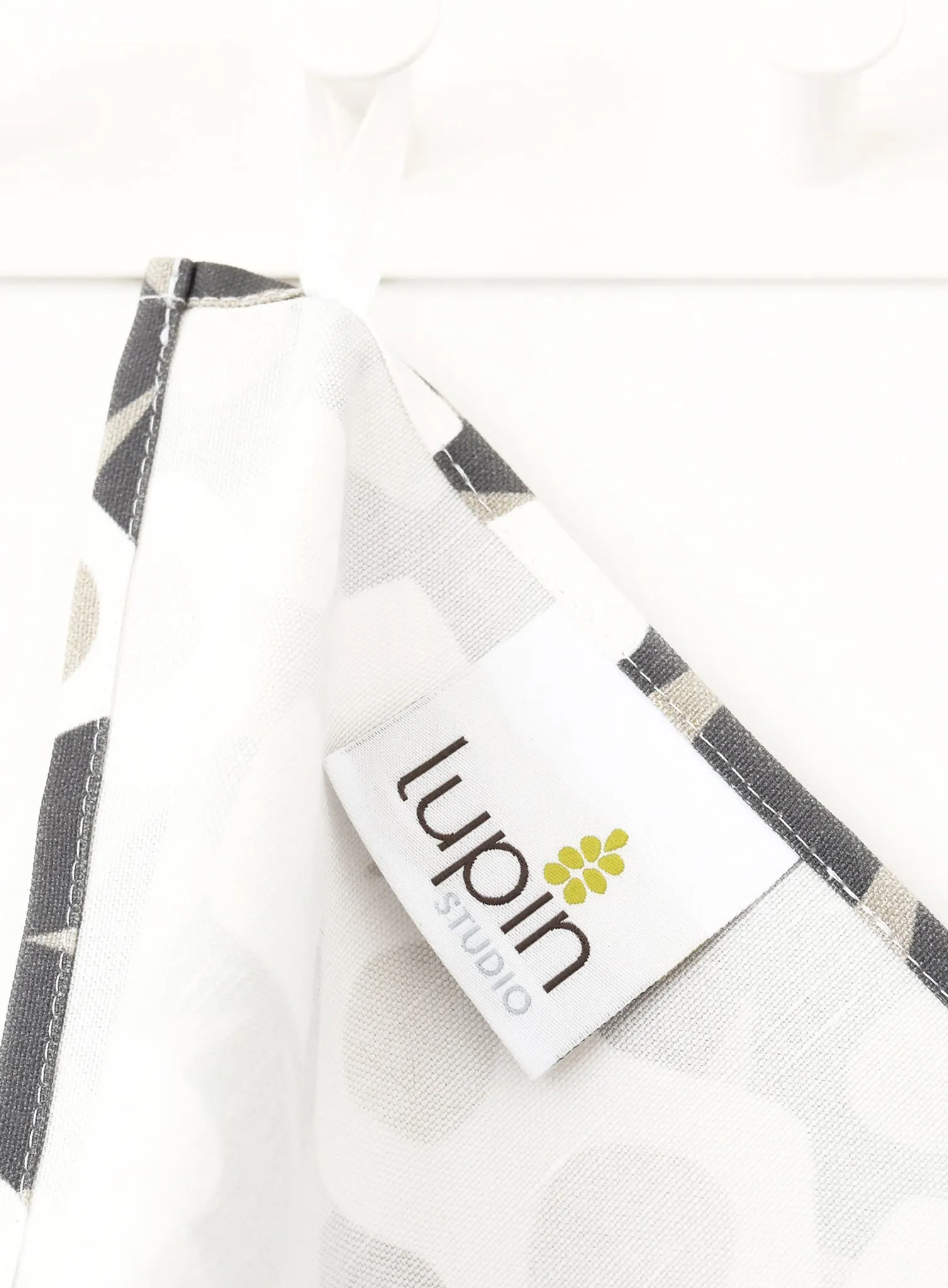 Hoop Linen Cotton Tea Towel (18.5x25) – Ink