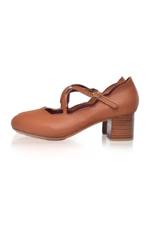 Lotus Criss Cross Leather Heels (Sz. 8.5)