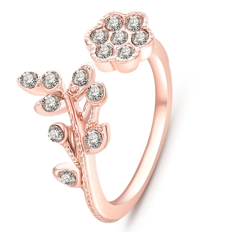 Lovely Flower Rhinestone Ring