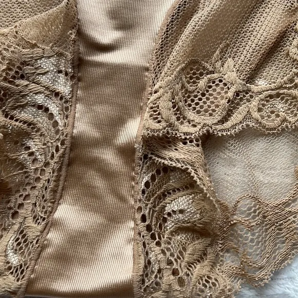 NATORI Feathers Everyday High-Waisted Control Top Briefs.