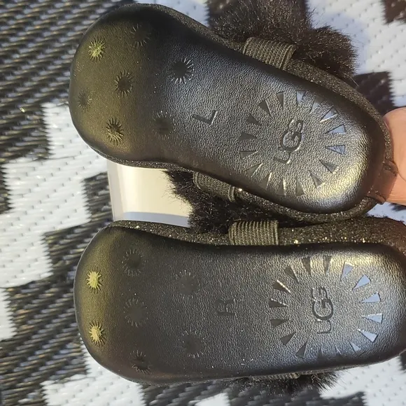 New Ugg Infant Babygirl Fluff Black Glitter Ballet Flat Size 2/3 6-12 months