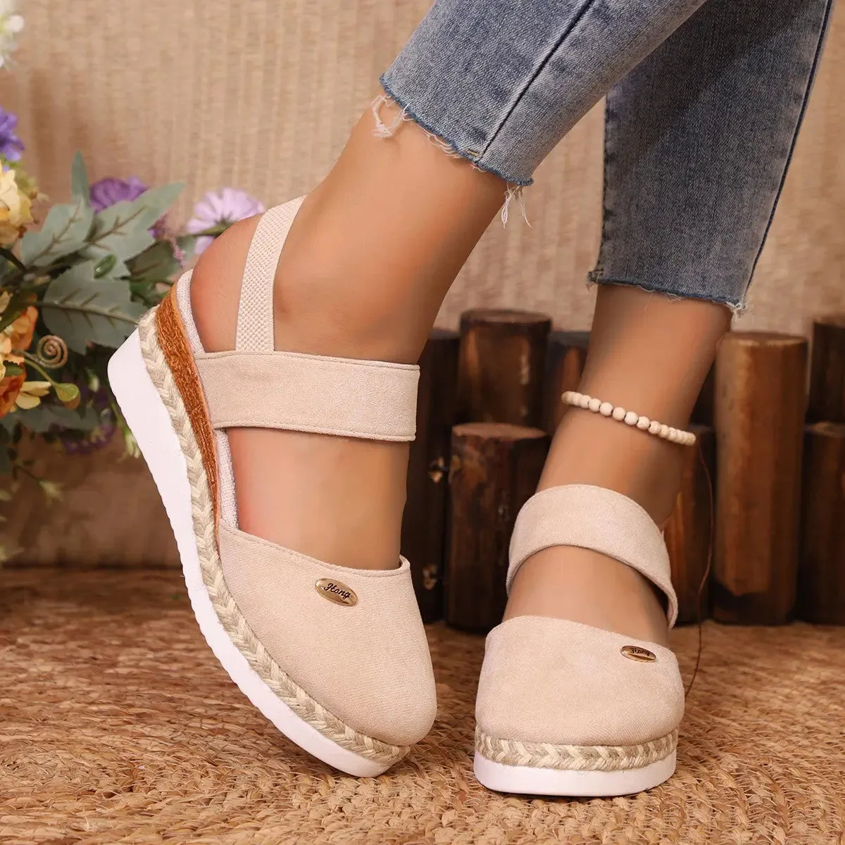 'Ophelia' Round Toe Platform Wedges