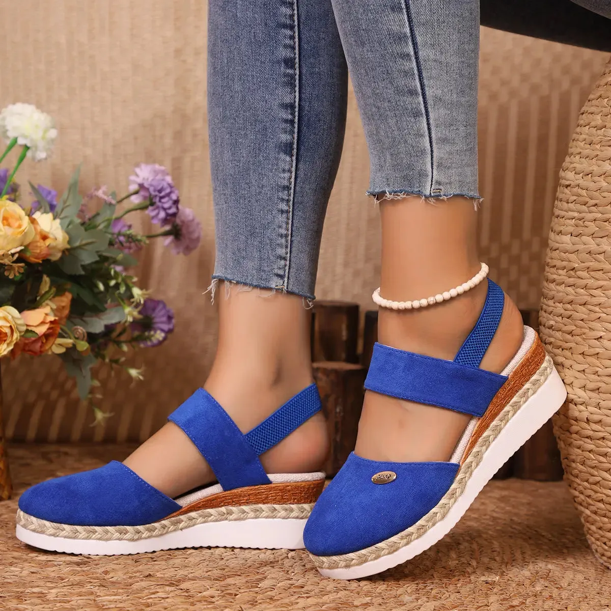 'Ophelia' Round Toe Platform Wedges