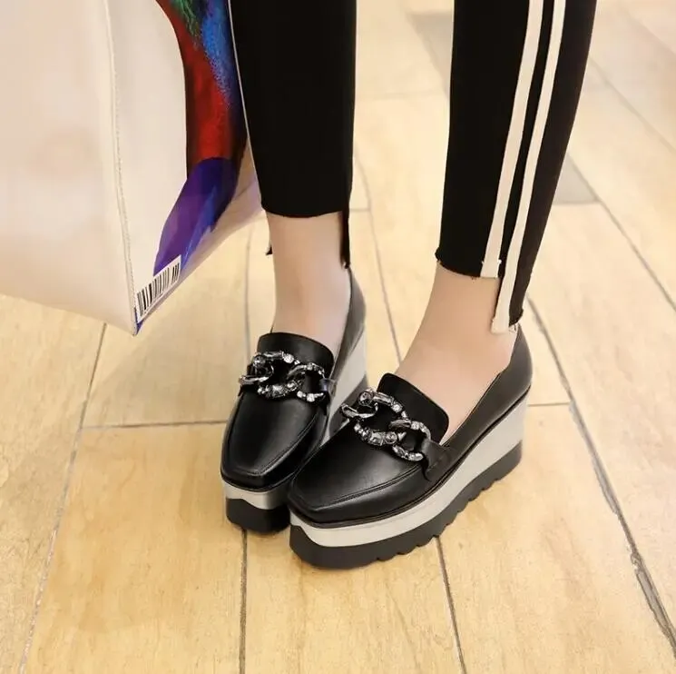 Platform Chunky Retro Mary Jane  Pumps