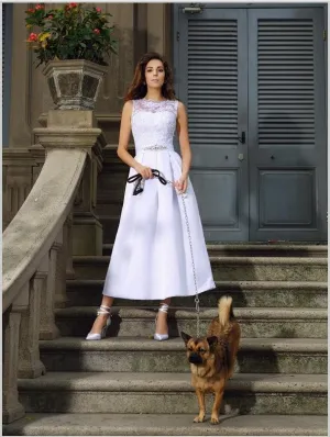 Princess Satin Bateau Sleeveless Applique Wedding Dresses Ball Gown With Beading