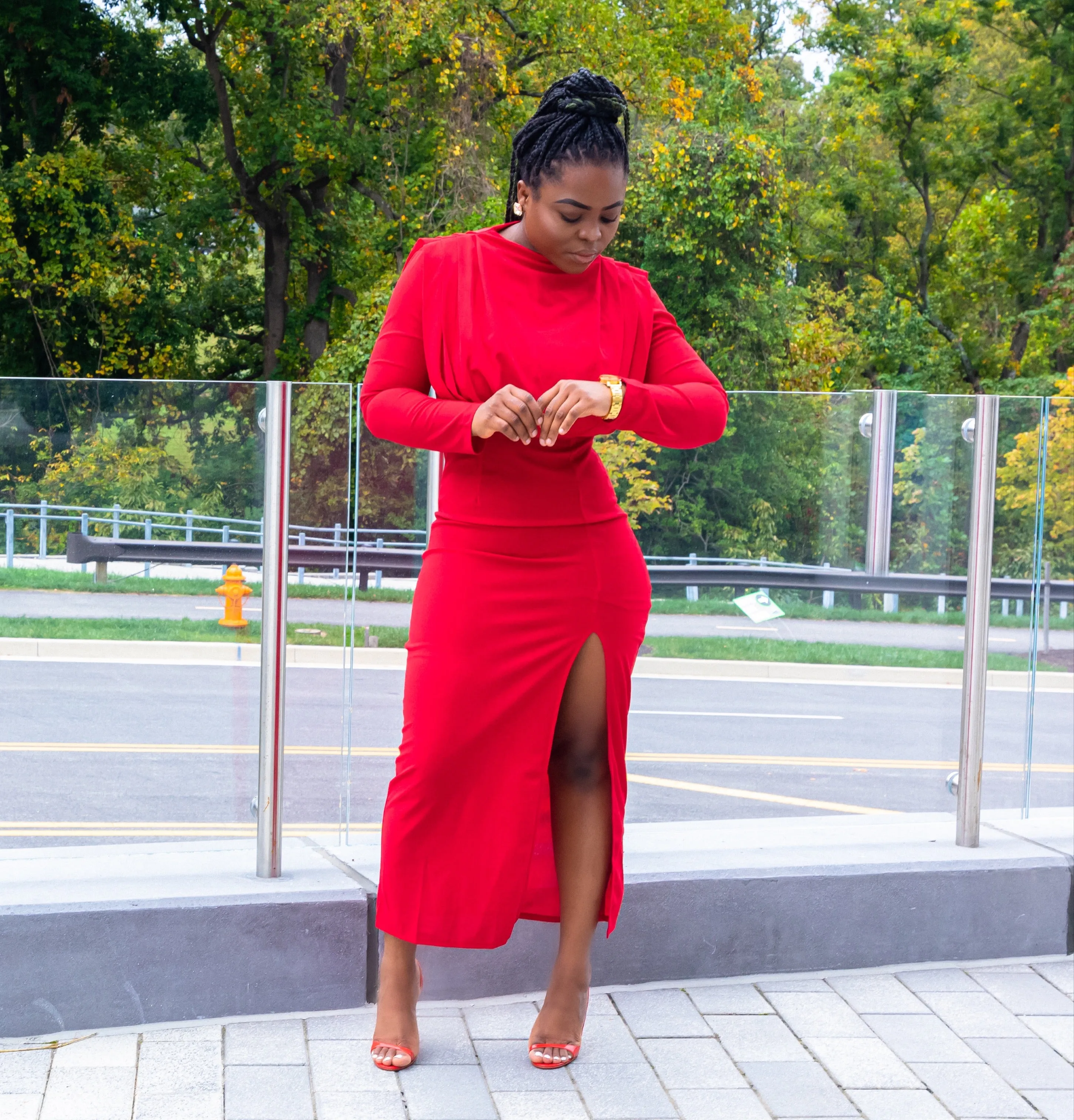 Red Detail Long Sleeve Midi Dress
