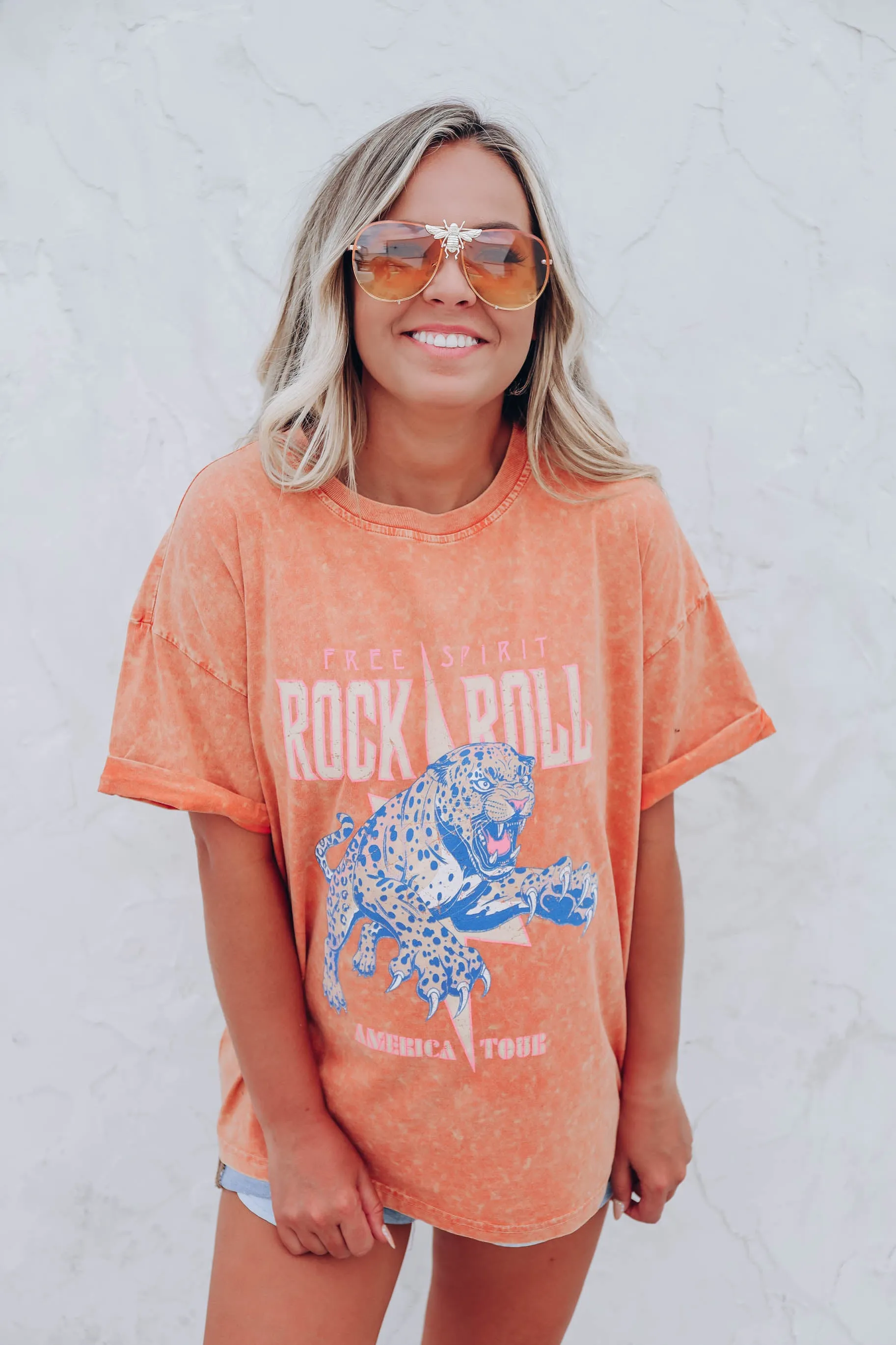 Retro Free Spirit Graphic Tee - Orange