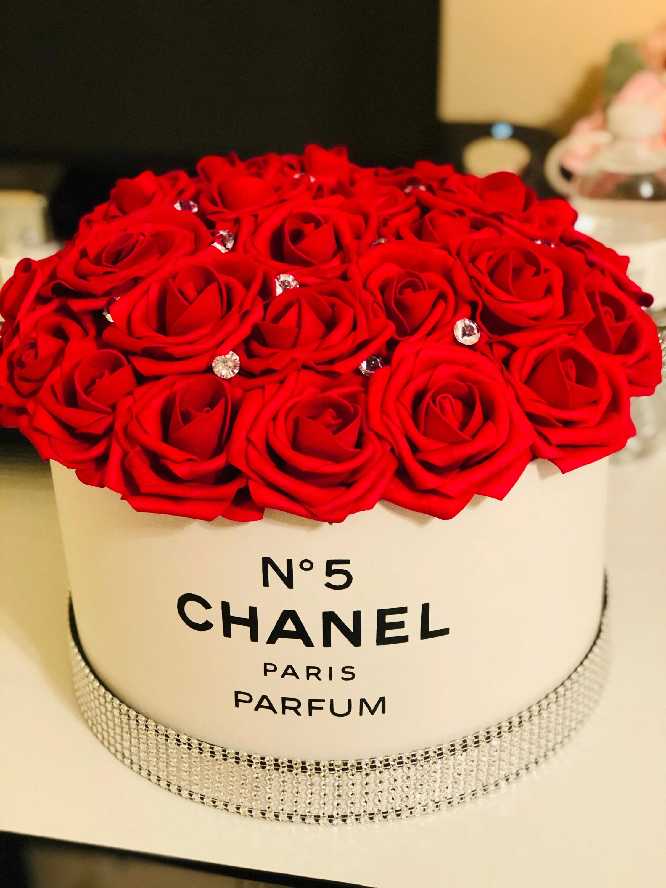Rose Hat Box Bouquet