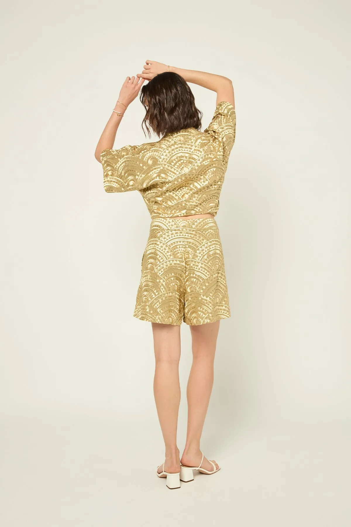 SHIRT ALL OVER FRONT TIE - TEA GOLD