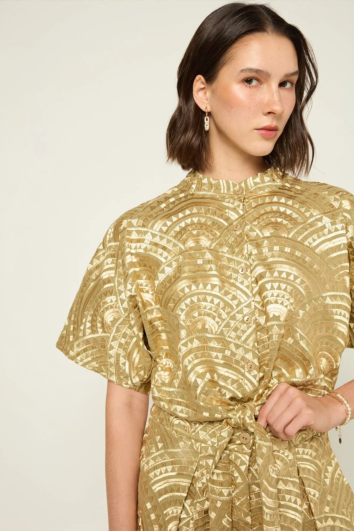 SHIRT ALL OVER FRONT TIE - TEA GOLD