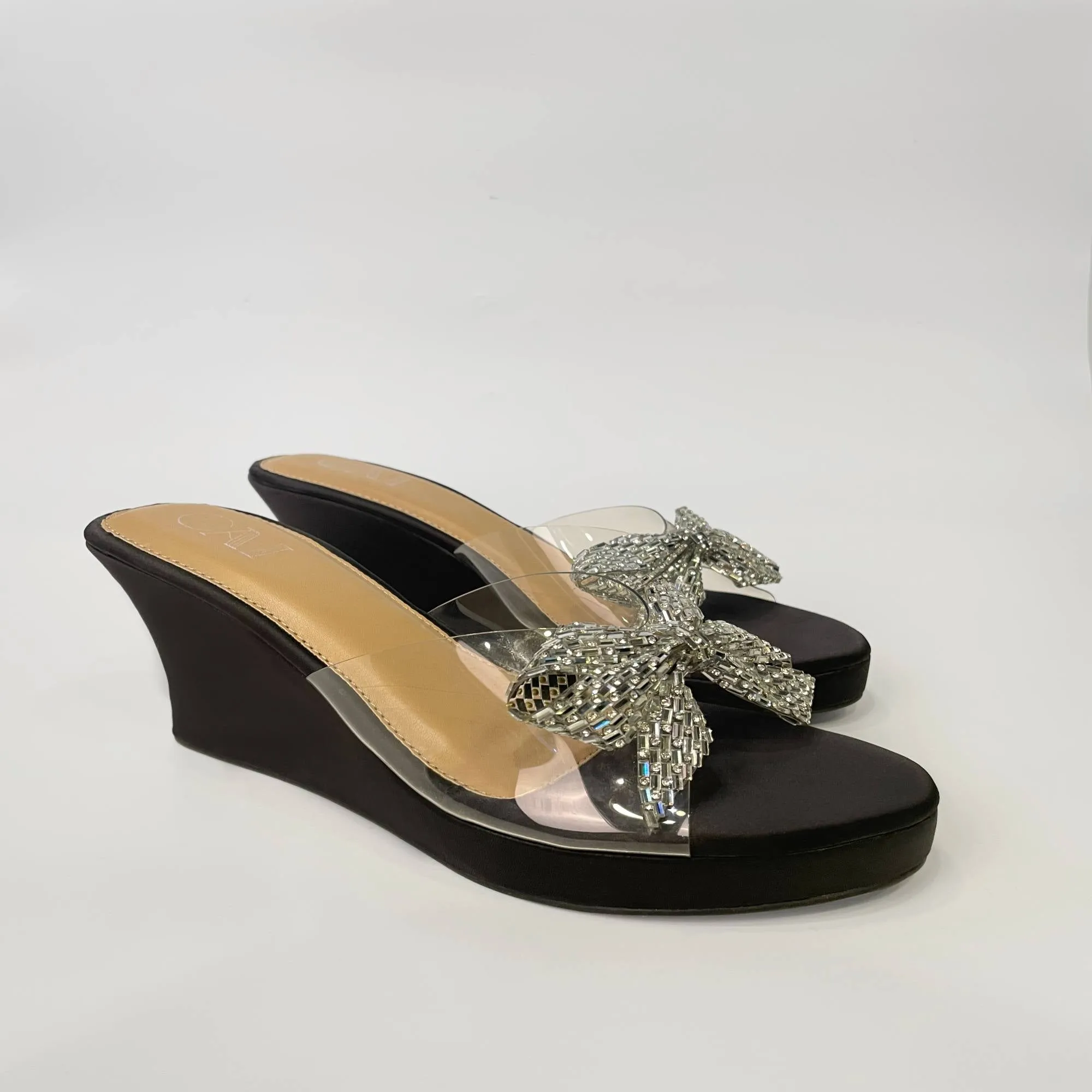 Silver Bow Black Wedge