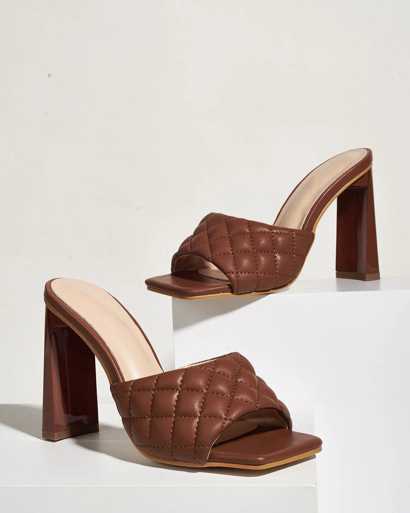 Square Toe Rhomboid Dermatoglyphic Sandals - Brown