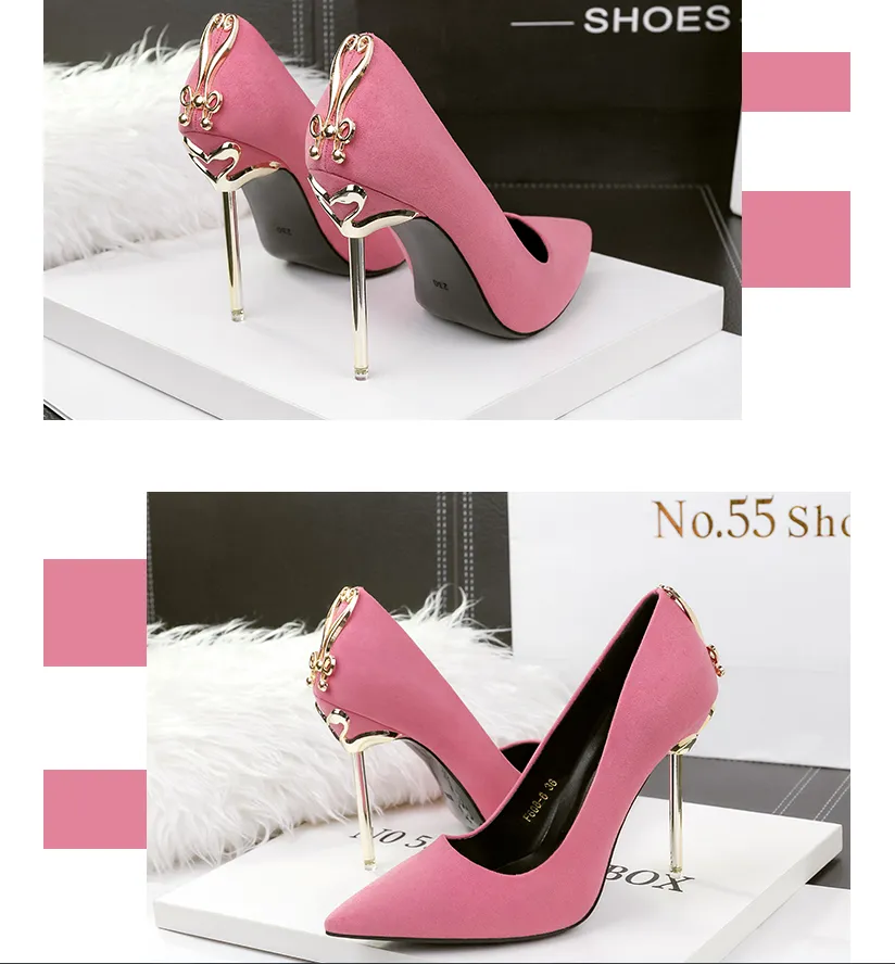 Stunning metal bow banquet stiletto Heels