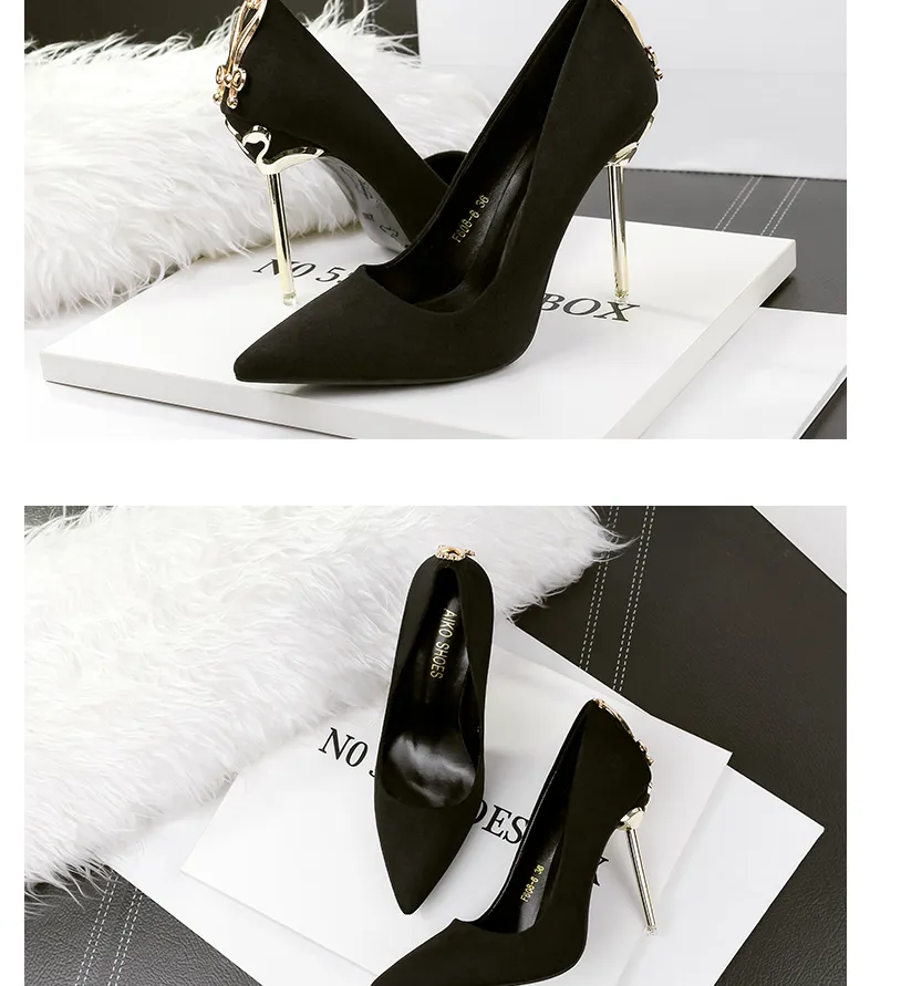 Stunning metal bow banquet stiletto Heels