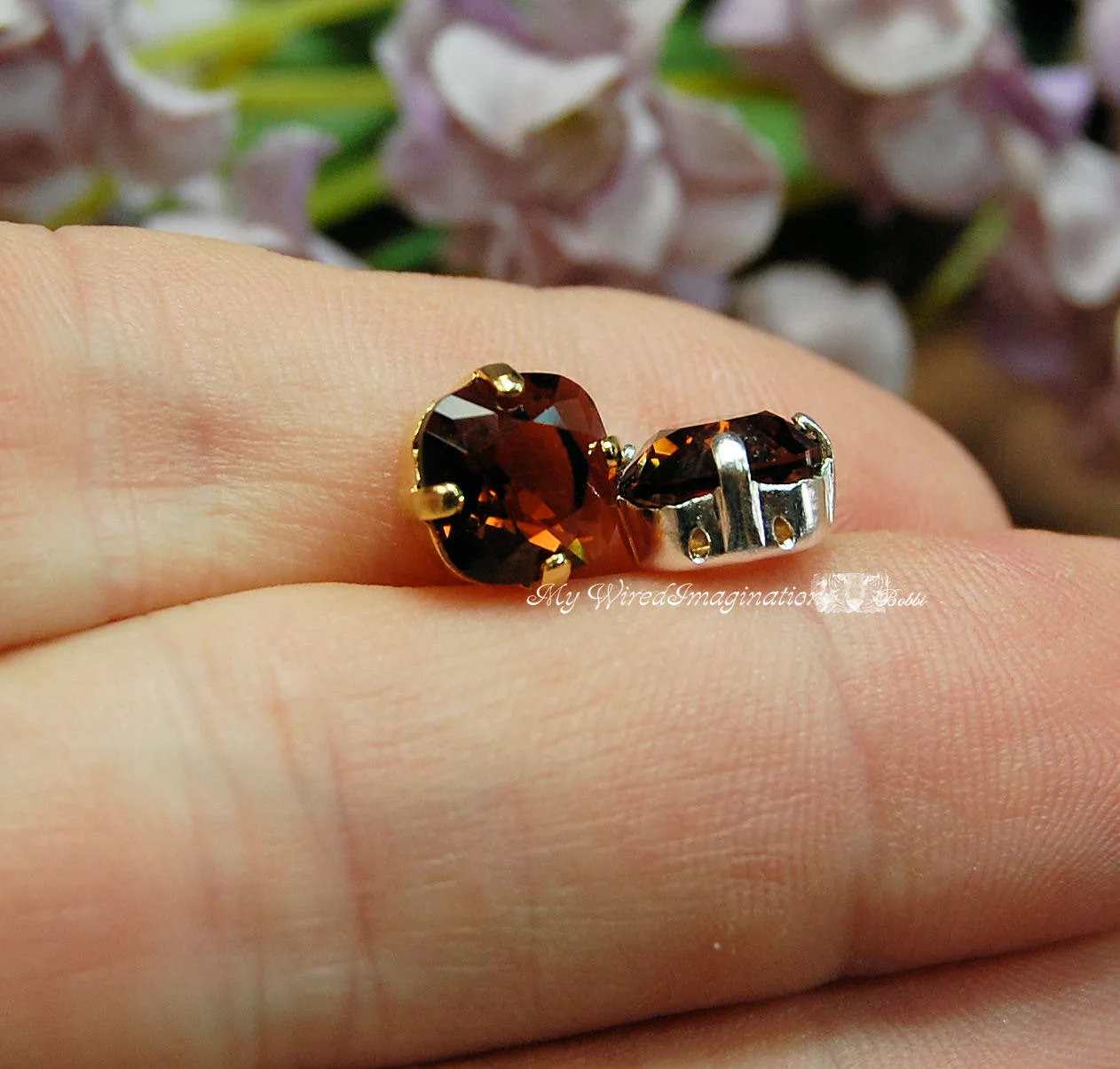 Swarovski Burgundy, 2 Pcs Cushion Cut 4470 With Setting, Vintage Crystal Sew On