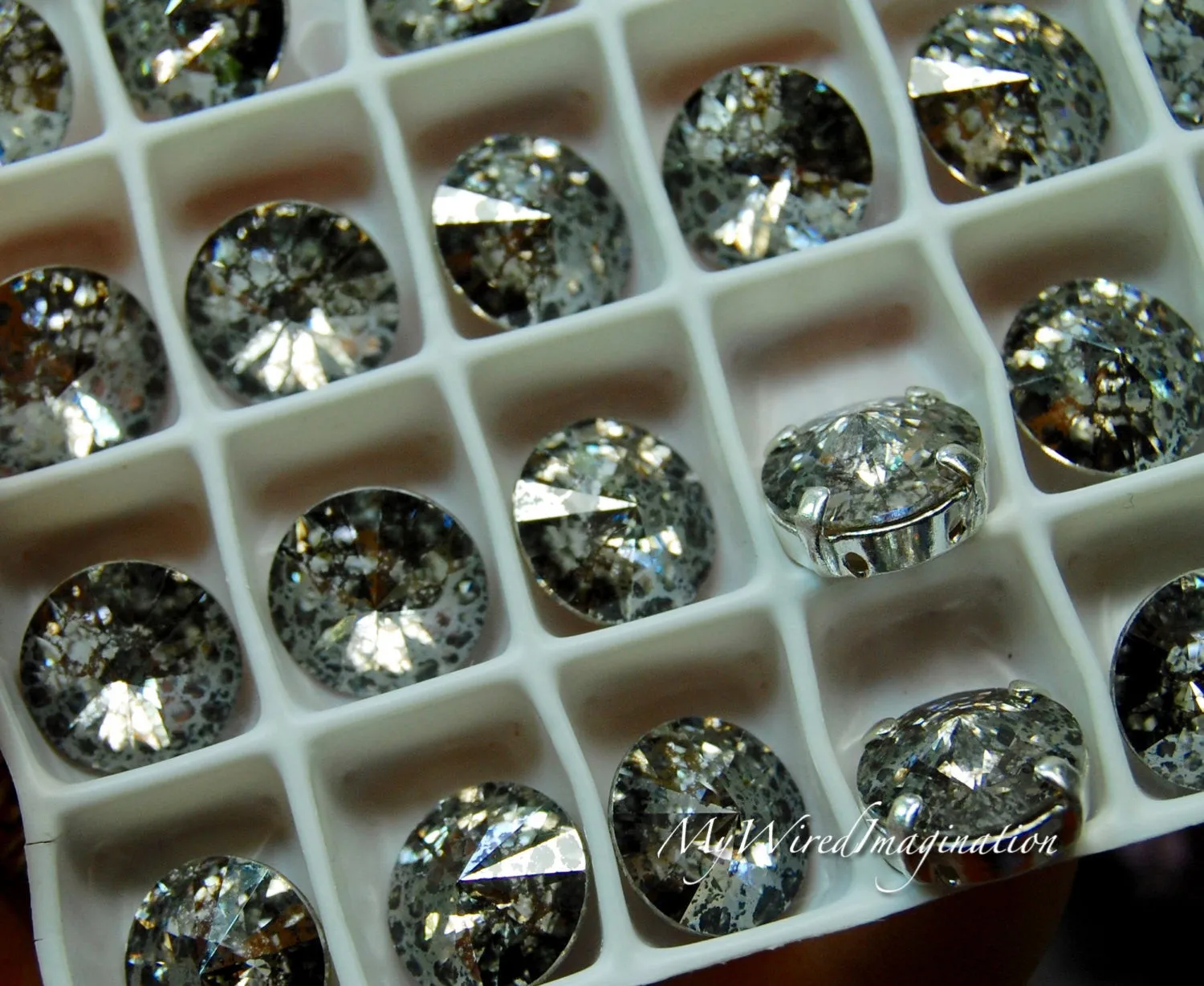 Swarovski Crystal Silver Patina, 1122 Rivoli 10mm, With Setting