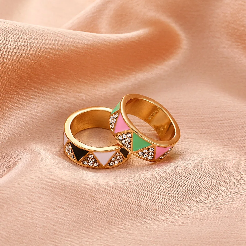 The "GeomAKAtric 💕💚" Ring