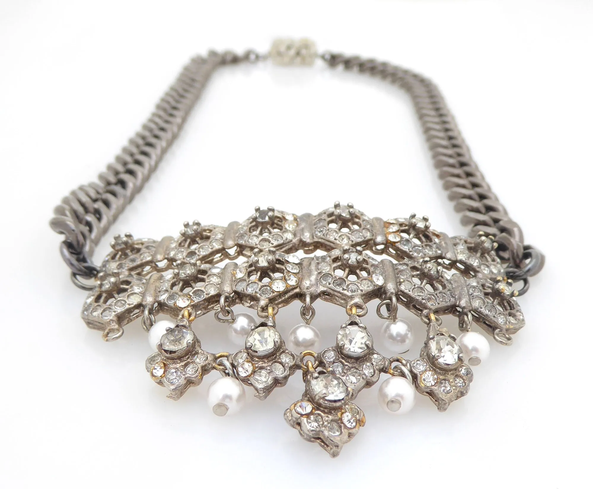 Tiretiera necklace