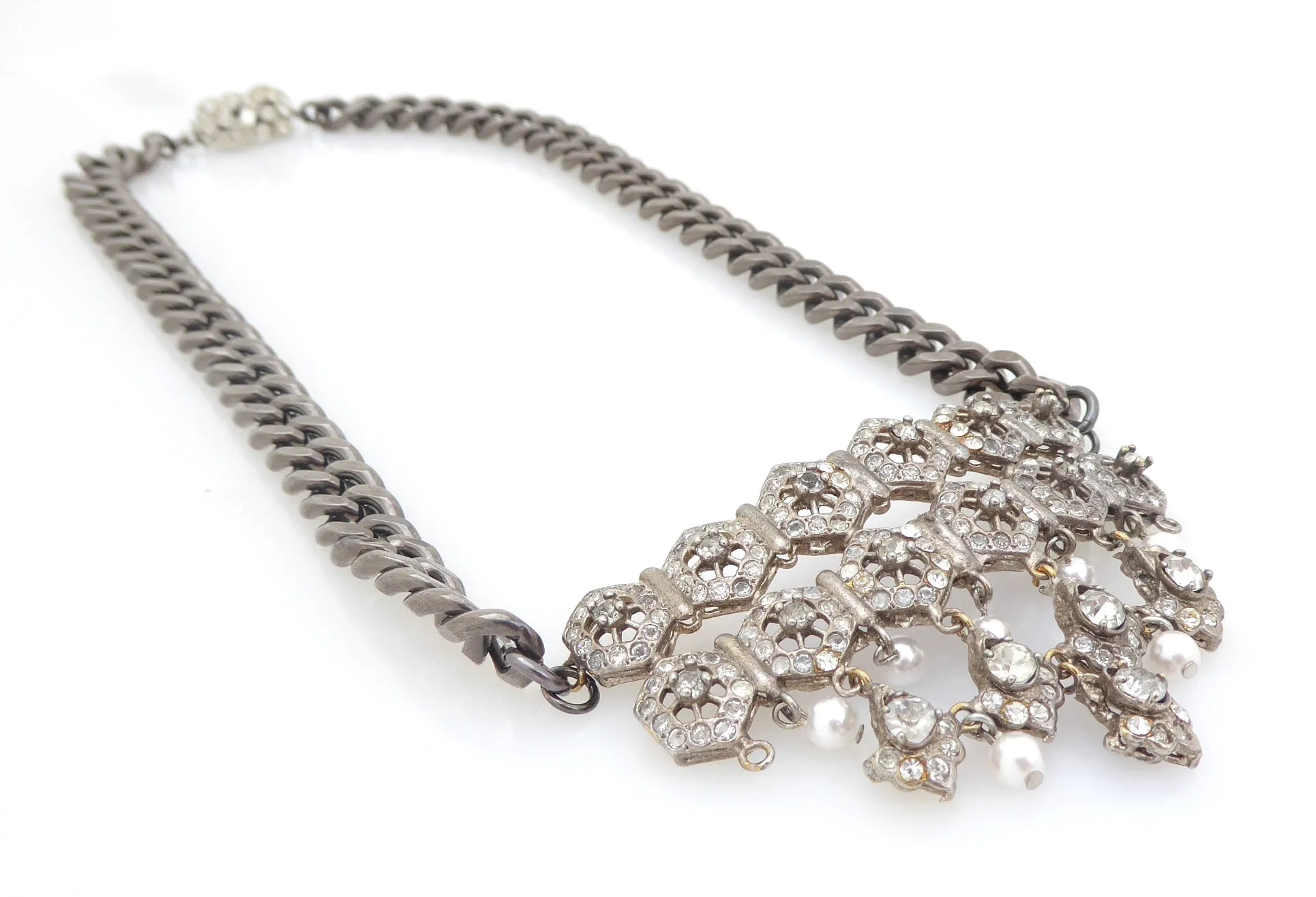 Tiretiera necklace