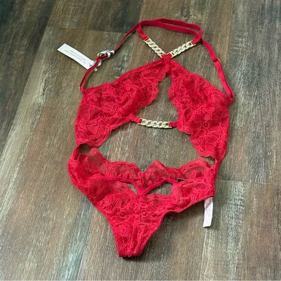 Victoria’s Secret VERY SEXY Lace Teddy