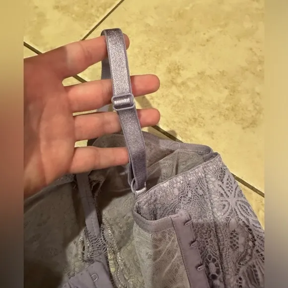 Victorias Secret Very Sexy Plunge Lace Halter High Neck Long Line Bra
