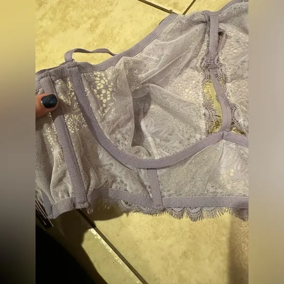 Victorias Secret Very Sexy Plunge Lace Halter High Neck Long Line Bra