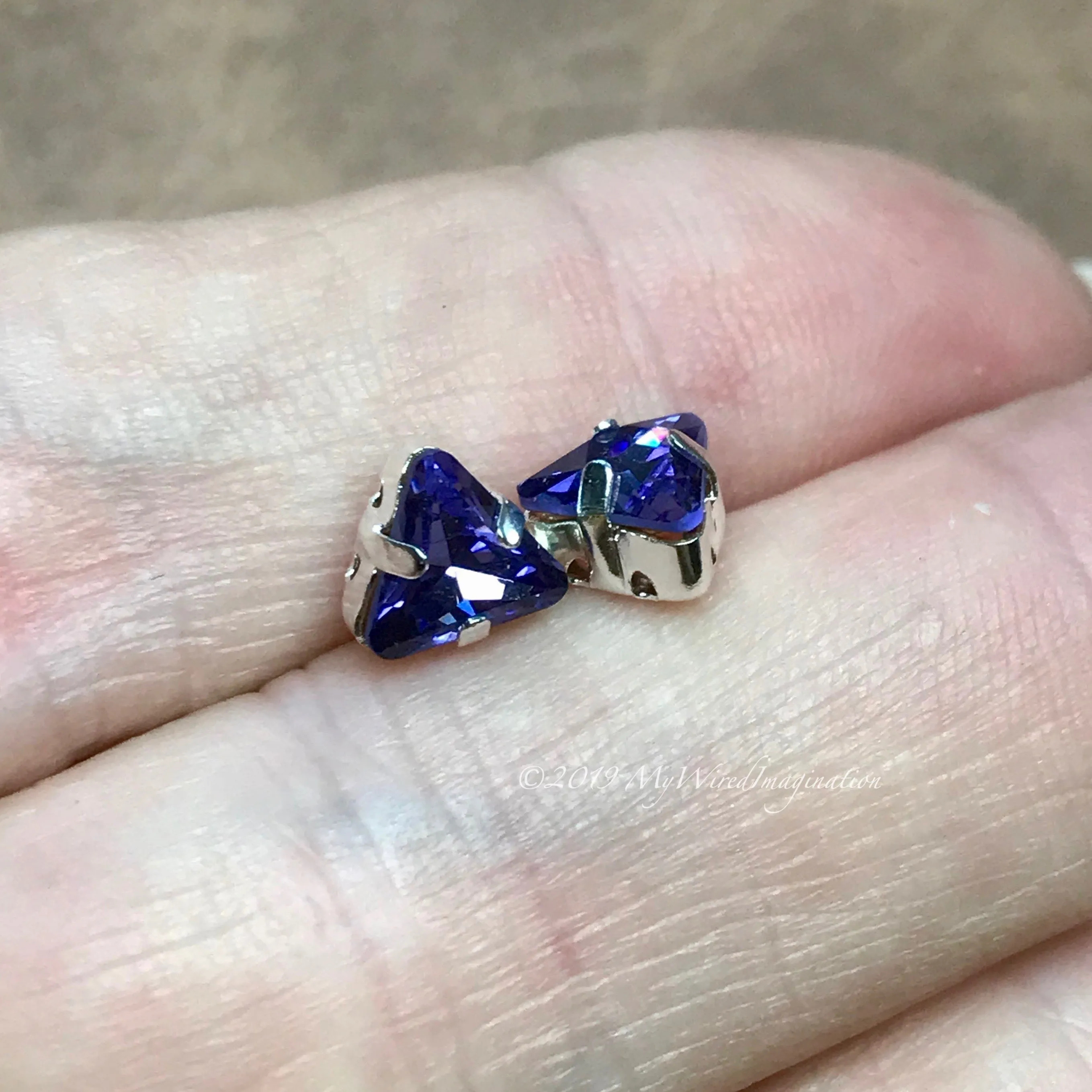 Vintage 6mm Swarovski Triangle Art 4722 2pcs  Sapphire,Olivine, Blue Zircon or Tanzanite with Setting